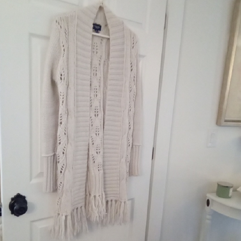 American Eagle Outfitters Women's Cream Patterned Cardigan W Fringe Size M